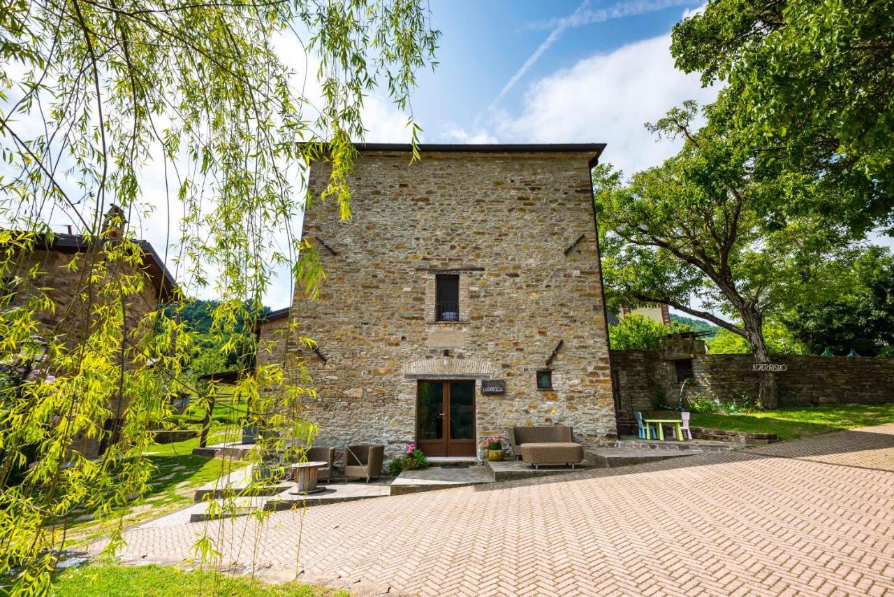 Agriturismo Il Salice Tizzano Val Parma Exteriör bild