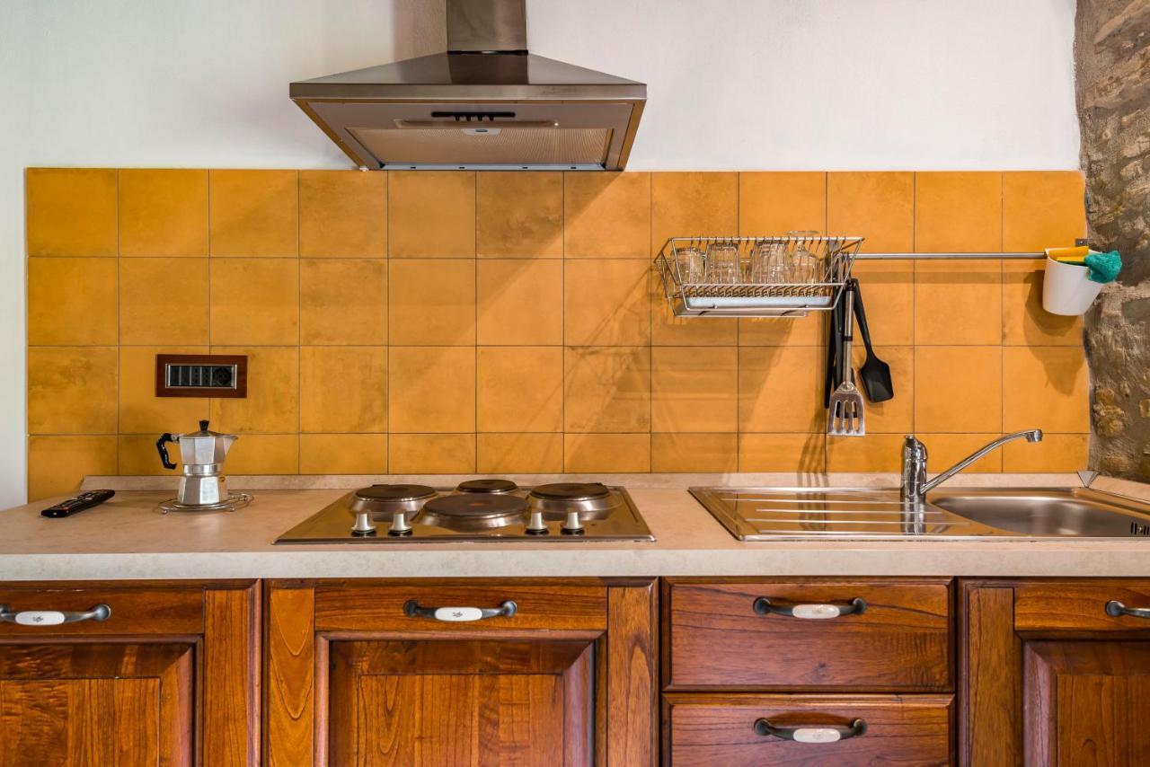 Agriturismo Il Salice Tizzano Val Parma Exteriör bild