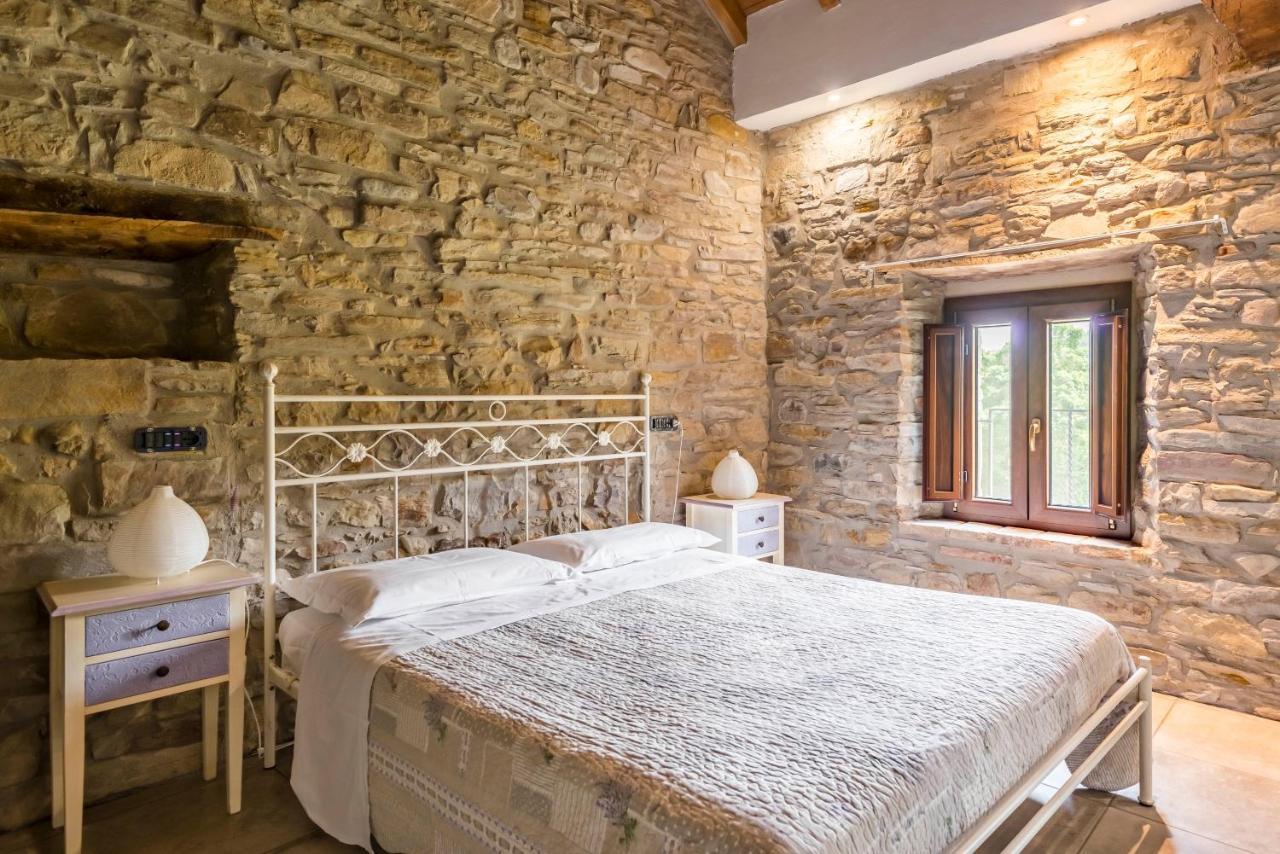 Agriturismo Il Salice Tizzano Val Parma Exteriör bild