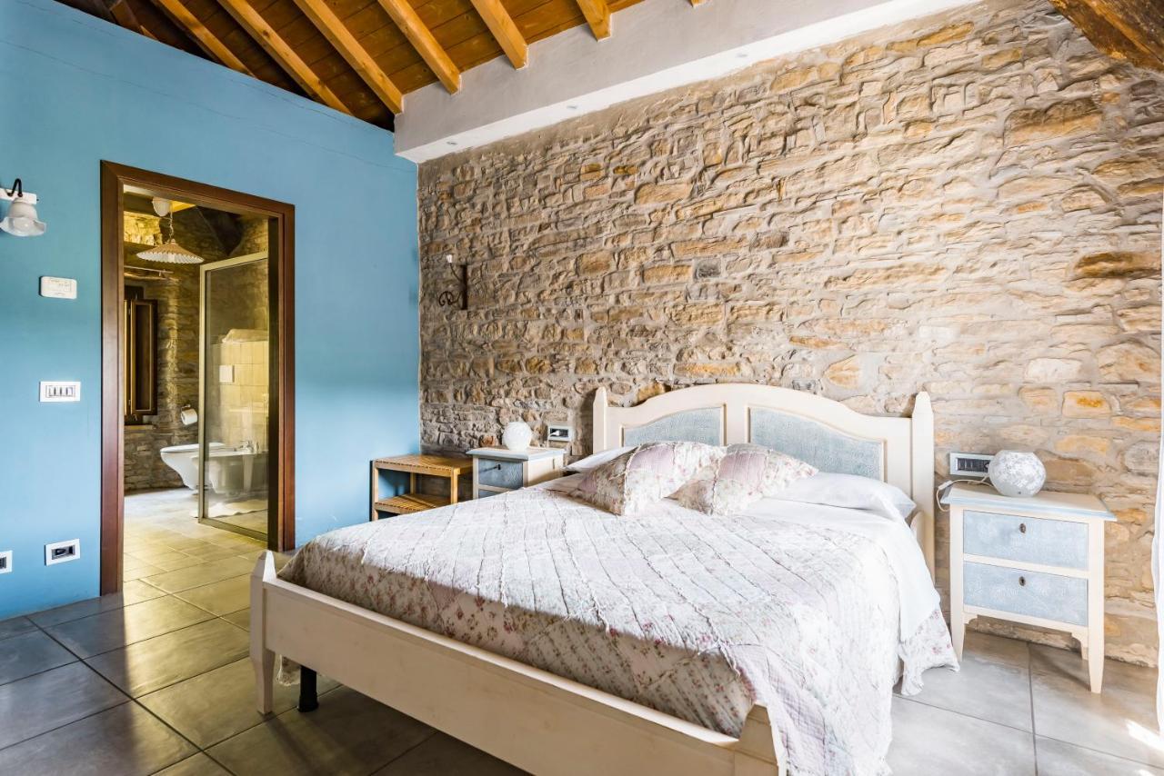 Agriturismo Il Salice Tizzano Val Parma Exteriör bild