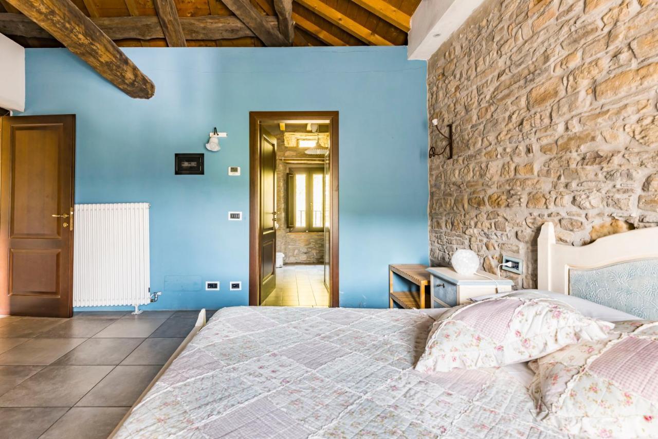 Agriturismo Il Salice Tizzano Val Parma Exteriör bild