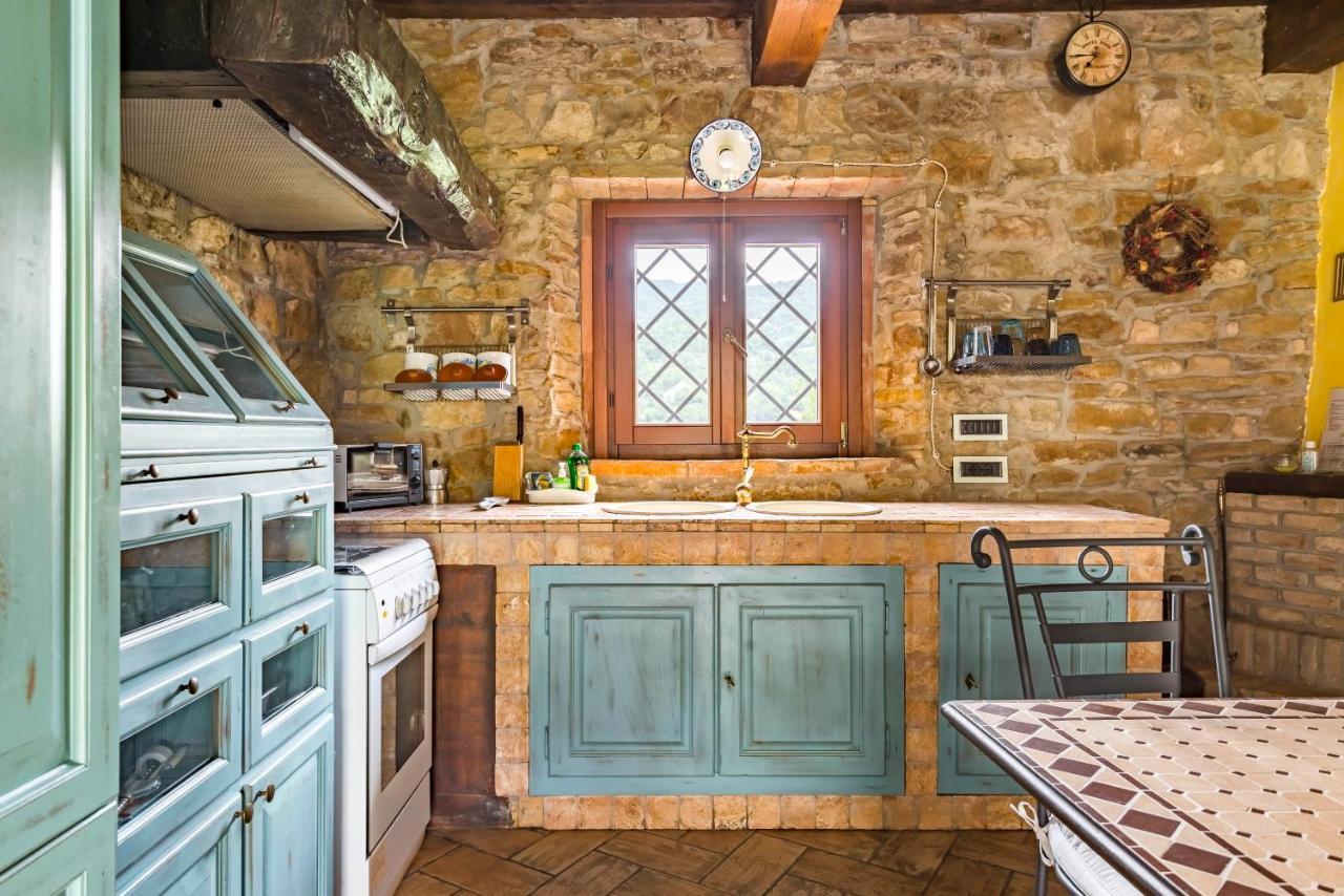 Agriturismo Il Salice Tizzano Val Parma Exteriör bild