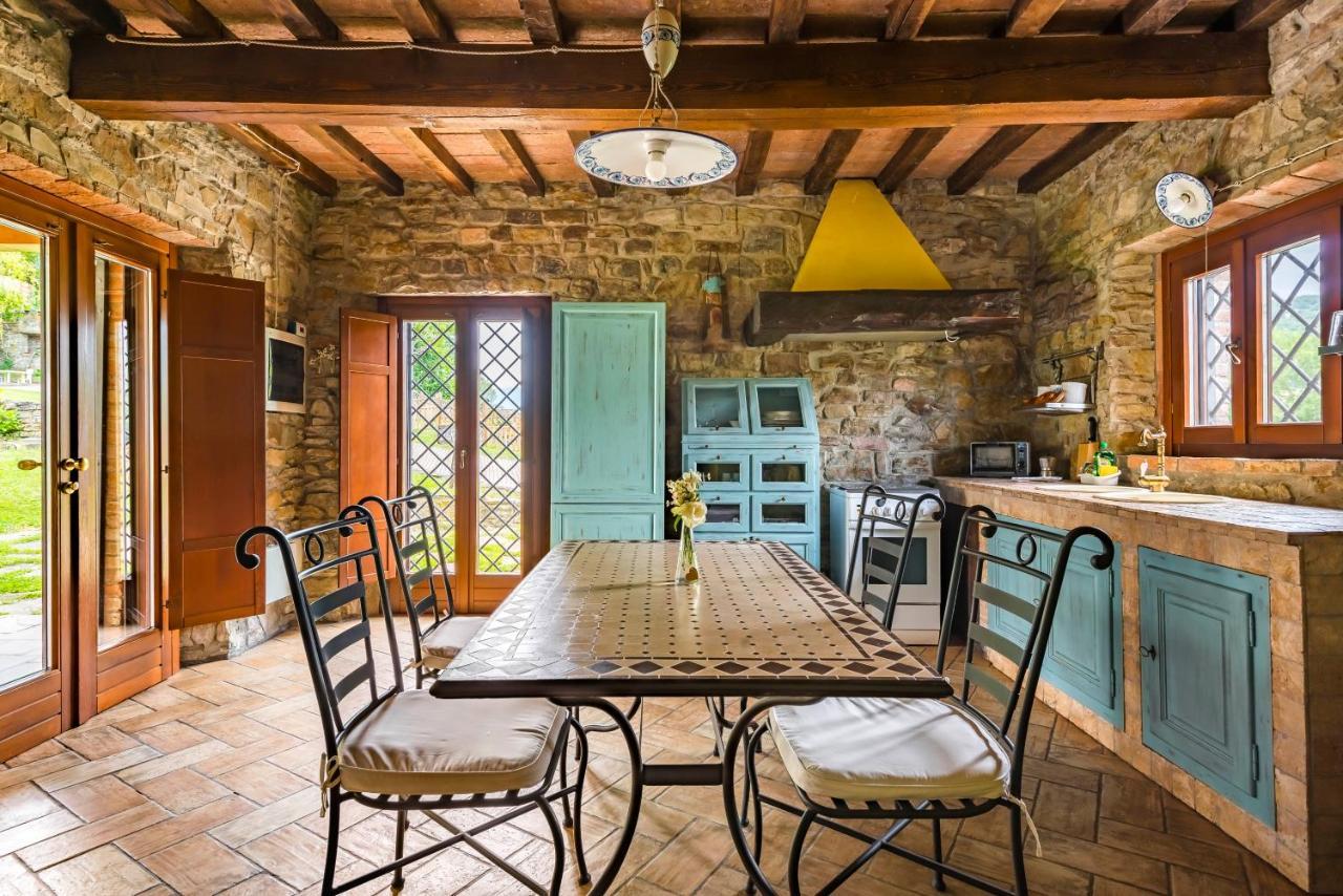 Agriturismo Il Salice Tizzano Val Parma Exteriör bild