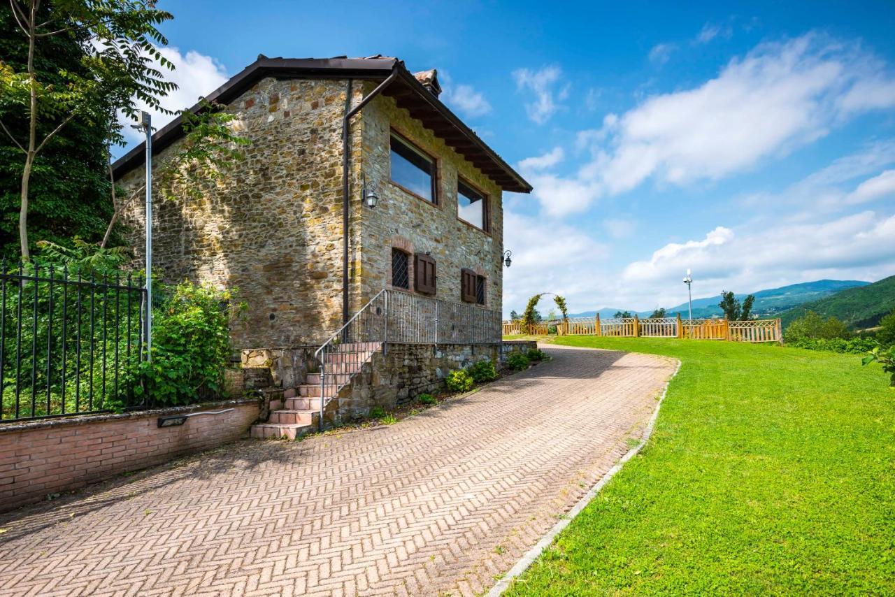 Agriturismo Il Salice Tizzano Val Parma Exteriör bild