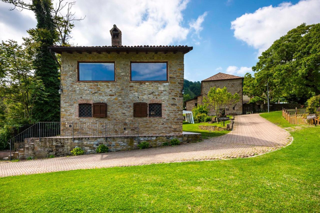 Agriturismo Il Salice Tizzano Val Parma Exteriör bild