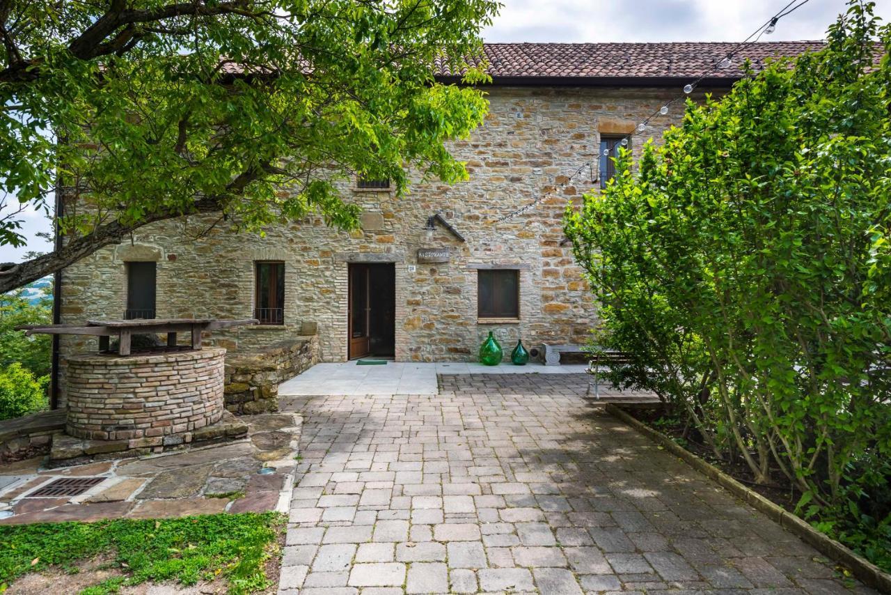 Agriturismo Il Salice Tizzano Val Parma Exteriör bild