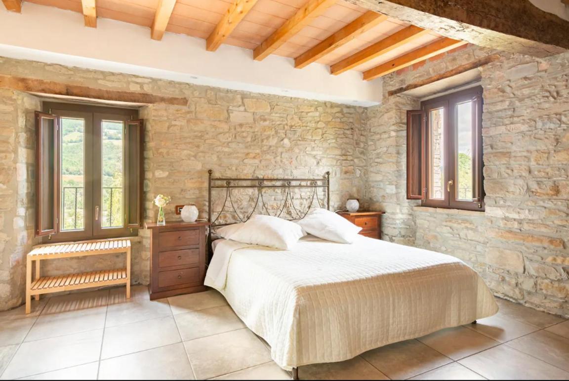 Agriturismo Il Salice Tizzano Val Parma Exteriör bild