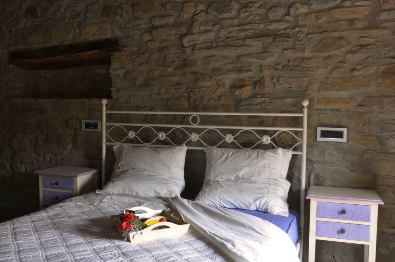Agriturismo Il Salice Tizzano Val Parma Exteriör bild